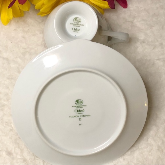 Hutschenreuther's, Fontaine "Chloe" Fleuron Footed Demitasse Teacup & Saucer Set - Picture 12 of 14